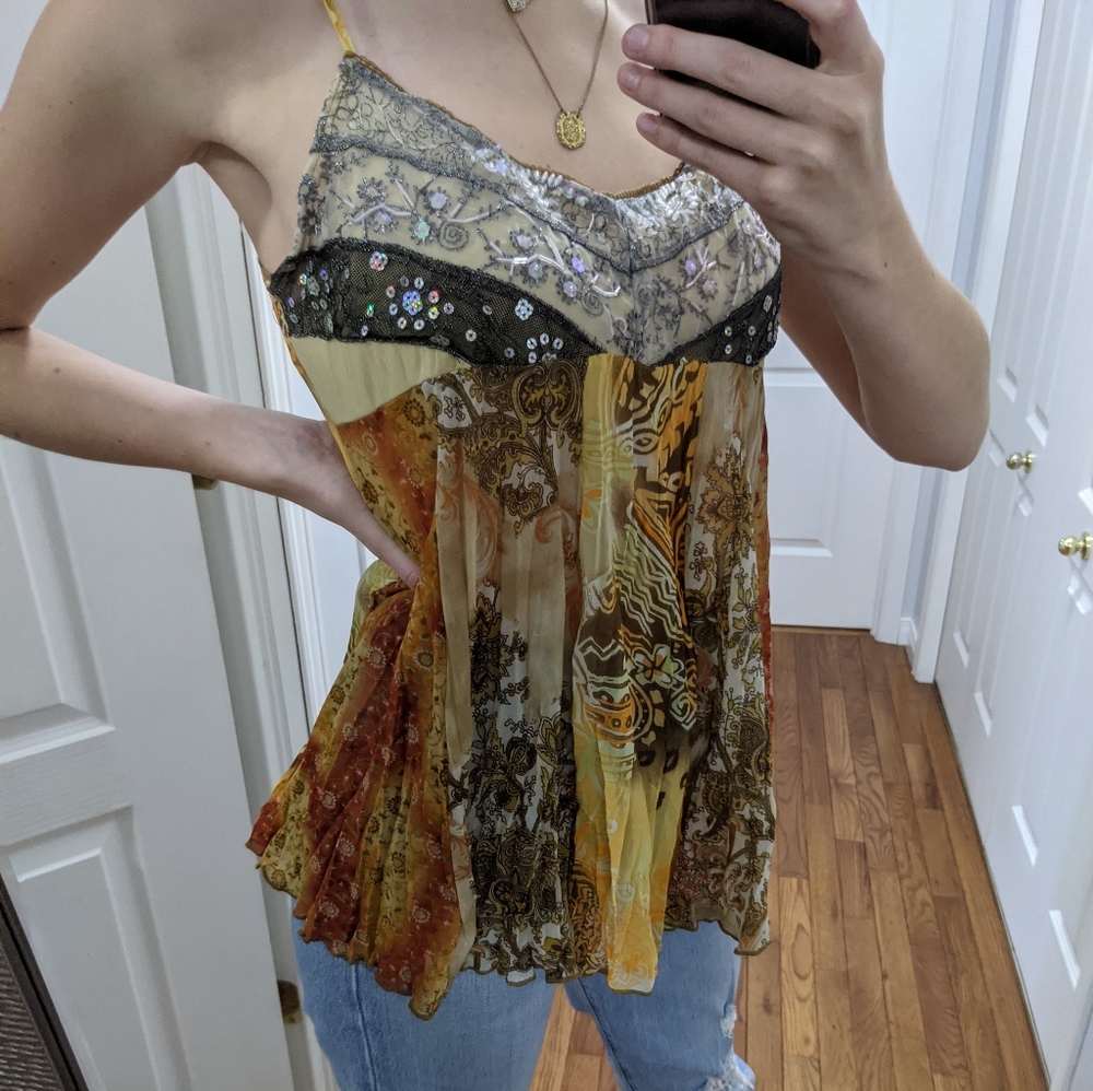 Tops - Picture 5 of 5